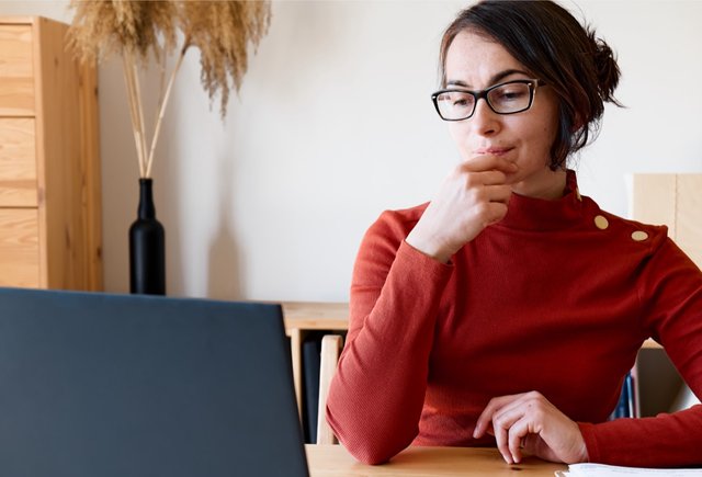 Я пожаловалась на школу в министерство, отправят ли копию жалобы в школу?