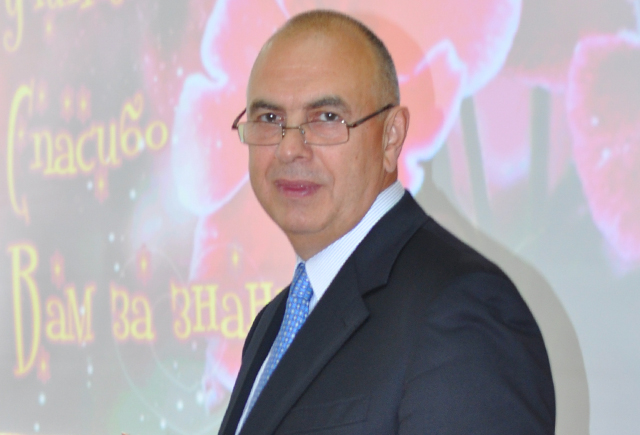 «Если полком можешь командовать, то и школой сможешь»