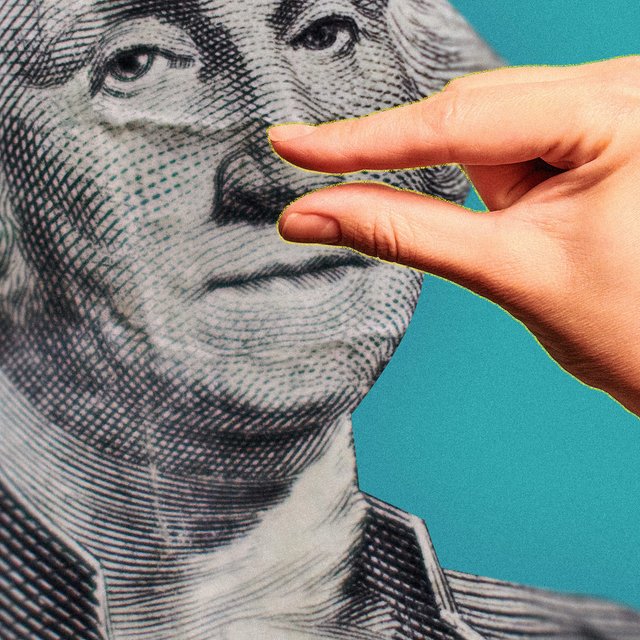 Законно ли, что после выхода из декрета работодатель не проиндексировал мой оклад до уровня коллег?