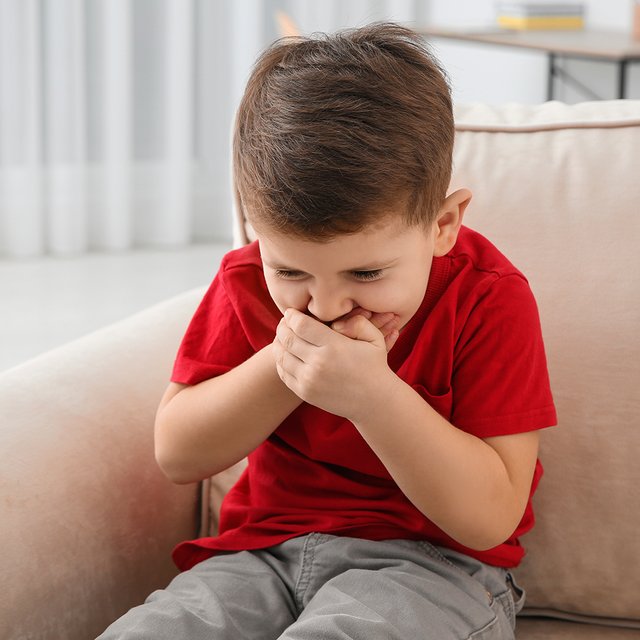 Что делать, если ребёнок отравился, и как не перепутать отравление с ротавирусом?