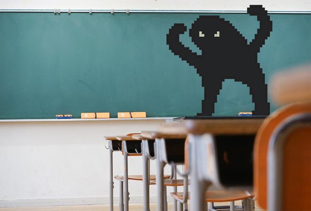 В класс вернули неуправляемого мальчика, который мешает всем учиться: что можно сделать?