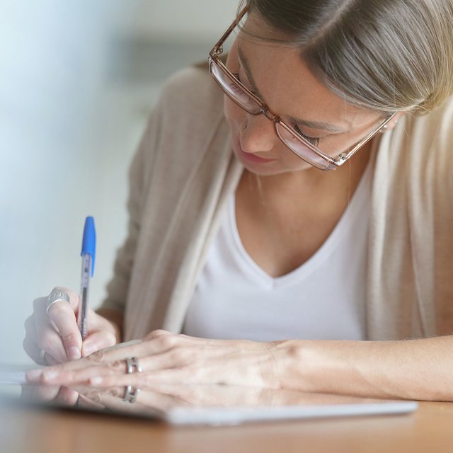 Может ли директор школы требовать у родителей объяснительную за неявку на собрание