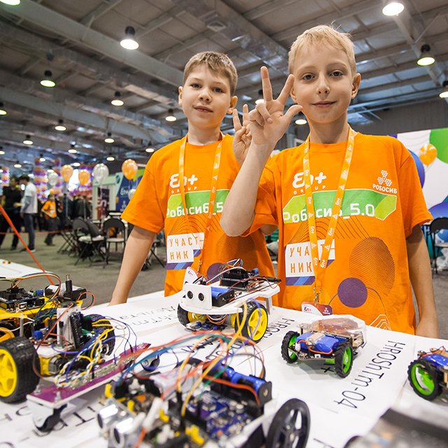 «Я хочу сделать робота, который сможет кормить моего кота»