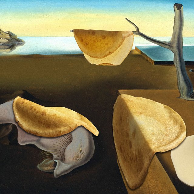 «Первый блин комом» или «комам»? Что значит это выражение и почему медведям никто никаких блинов не носил