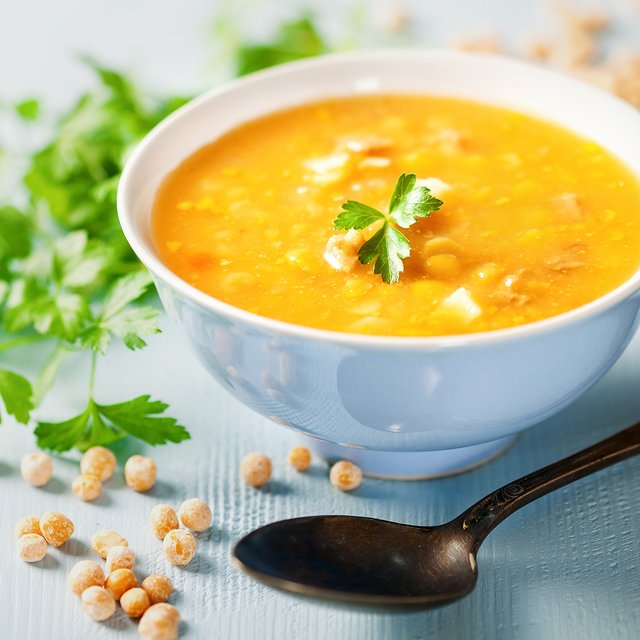 «А я люблю гороховый!»: рецепт (не)любимого супа из школьного меню