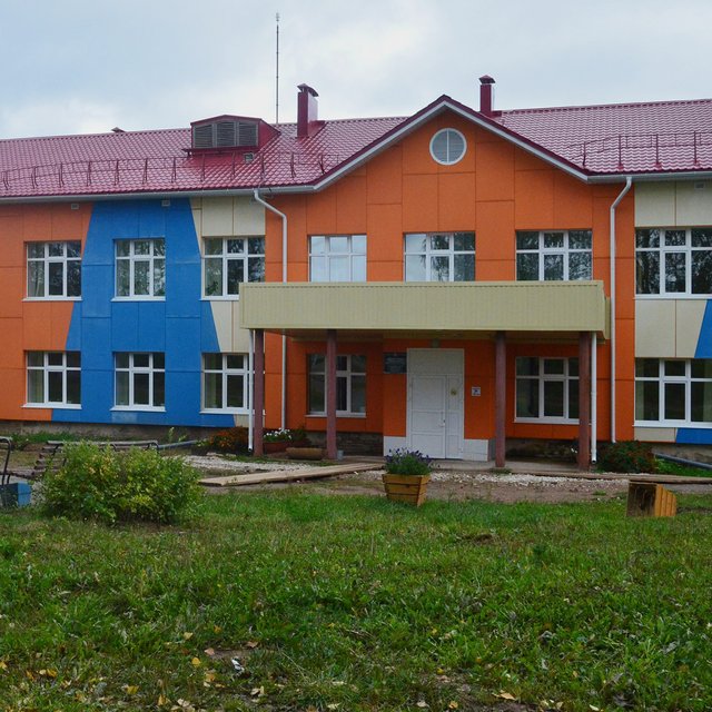 "Не ожидаешь увидеть такое в селе". История школы в Удмуртии, которая постоянно выигрывает гранты