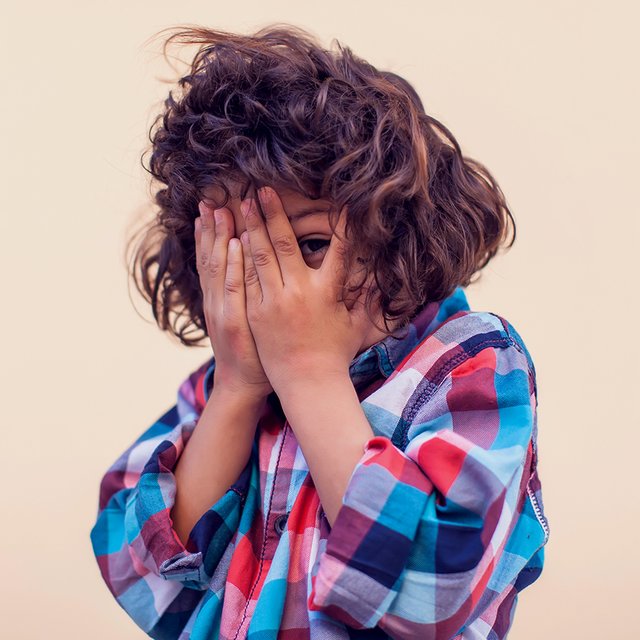 «Кому ты нужен, такой бука!». Правда про детей-интровертов и экстравертов