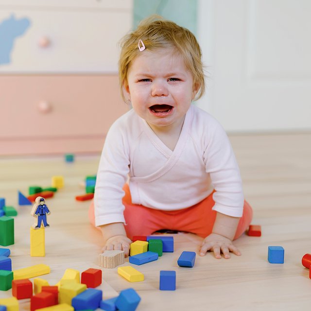 Почему ребёнок отказывается рисовать или лепить с родителями, хотя делает это в саду