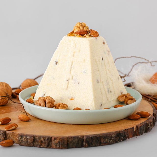 3 рецепта творожной пасхи: с кокосом, шоколадом и варёной сгущёнкой