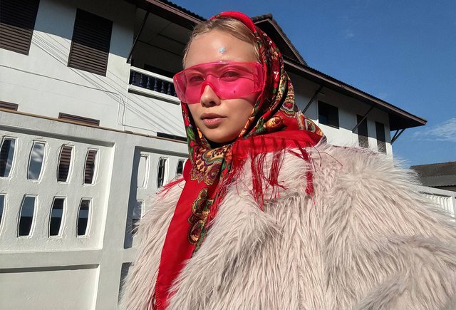 «Мне платят в два раза больше, чем местным, — просто за внешность»: учительница английского — о работе в Таиланде