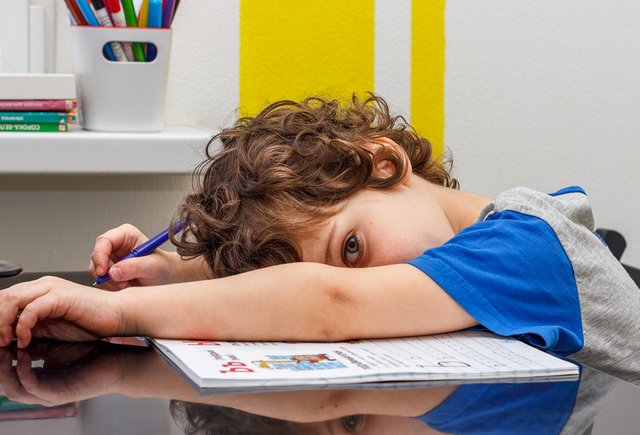 Детский сад требует посещать «подготовишки» от школы для зачисления в неё. Законно ли это?