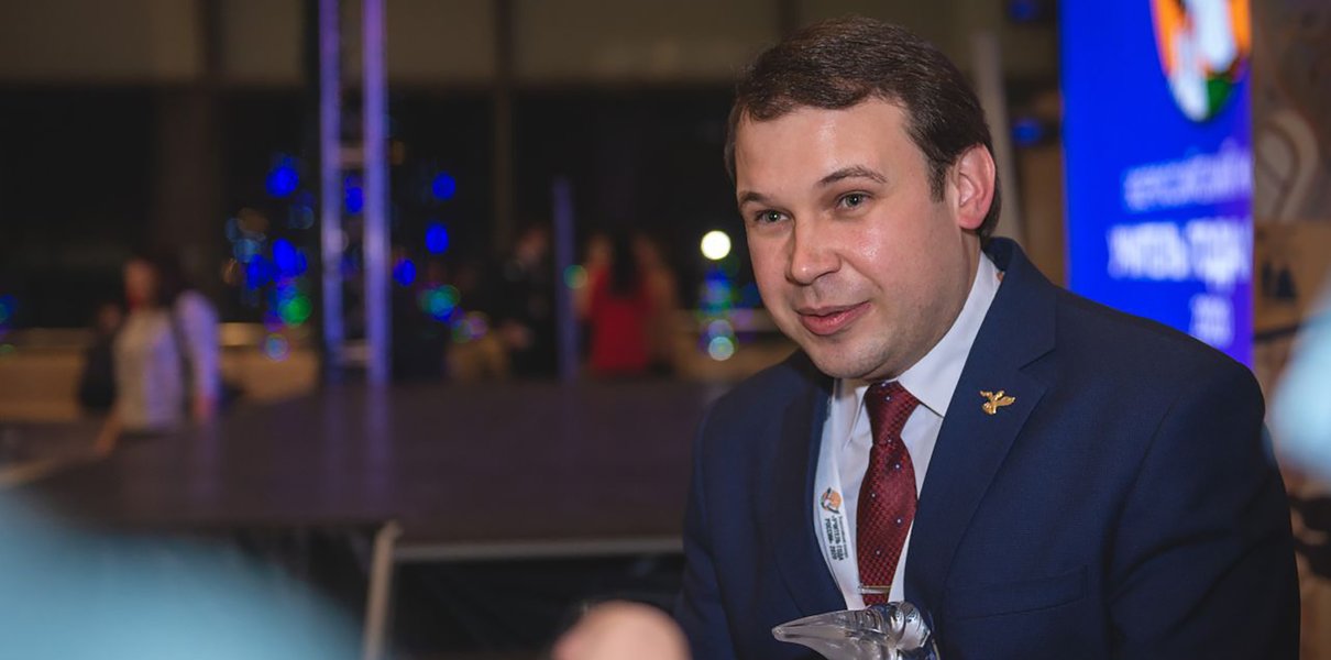 «Математика — креативный экзамен»: как педагог из Ростова-на-Дону готовит стобалльников ЕГЭ