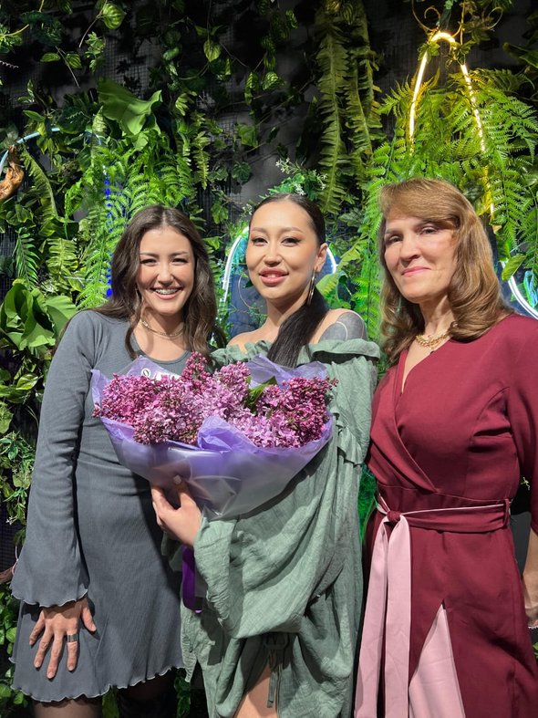 Елена Генералова. Интервью с единственной в мире выморозчицей кораблей: о жизни с тираном, нужде, многодетности и «сложной» профессии