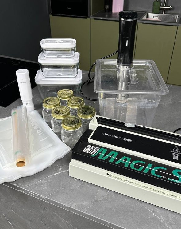 «Добавьте кабачки в вафли, ребенок даже не заметит секретных ингредиентов»: шеф-повар делится секретами как накормить нехочух. Попробуйте запекать в су-виде. Роскошная ресторанная техника, которая может быть у вас дома. Блюда получаются сочными, нежными и совершенно не требуют вашего присутствия. Маша Шелушенко