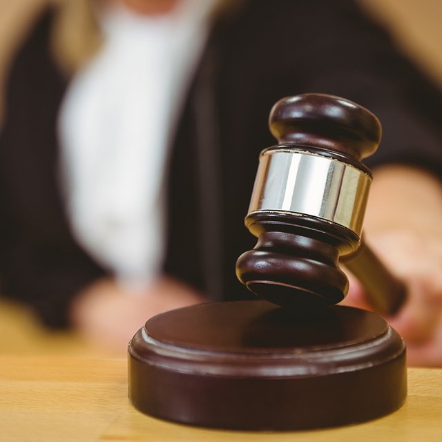 «Как такую змею в школе пригрели». Монолог учительницы, оштрафованной за пацифистскую аватарку