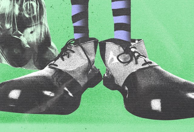 «В туфля́х» или «в ту́флях»? Как говорить правильно