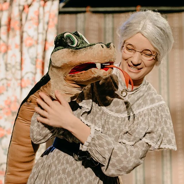 "Мне не очень понравилось, а ребенок в восторге". Как устроены камерные спектакли для самых маленьких (и не только)