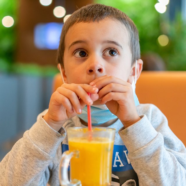 Дети и QR-коды: какие правила и ограничения будут действовать в Москве