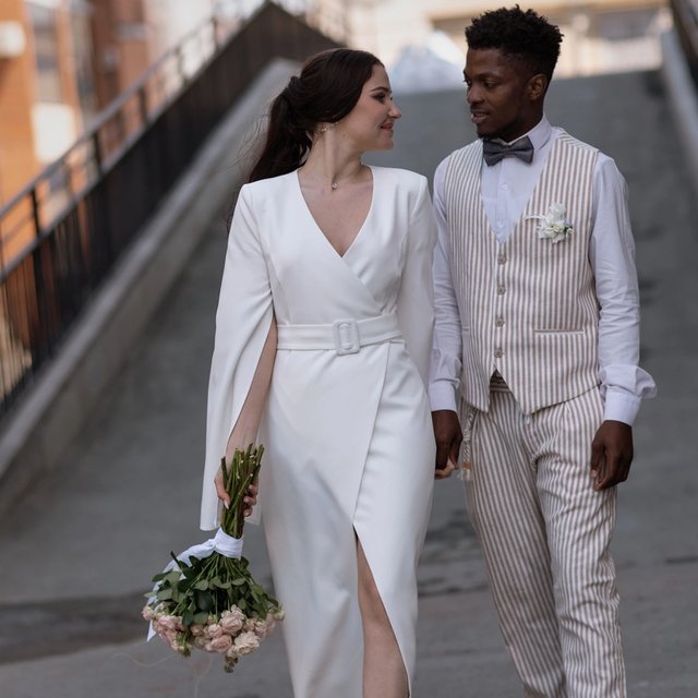 «Их танцы и еда, наши конкурсы и салаты»: как учителя из Якутии и Конго встретились и поженились в Челябинске