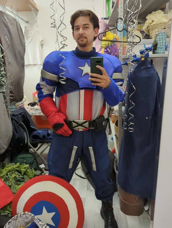 Преподаватель-аниматор Камиль Ерназаров