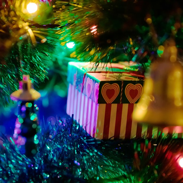 30 крутых новогодних подарков до 1000 рублей: для детей всех возрастов