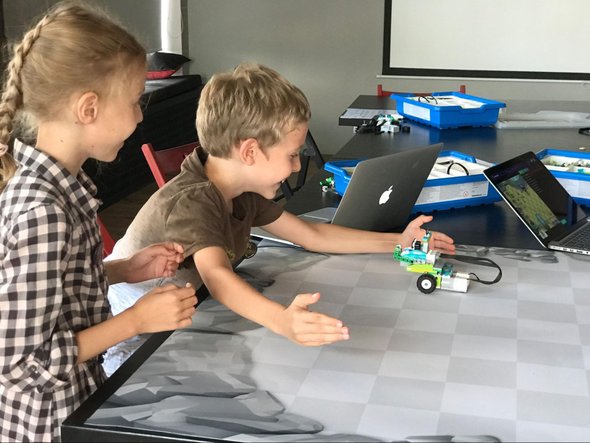 Конструктор LEGO WeDo 2.0 с курсом Кодвардса