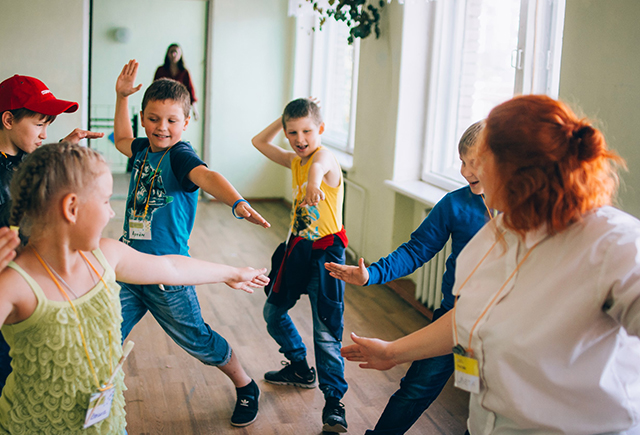 «До больших городов специалисты доедут и так, а до деревень — вряд ли»