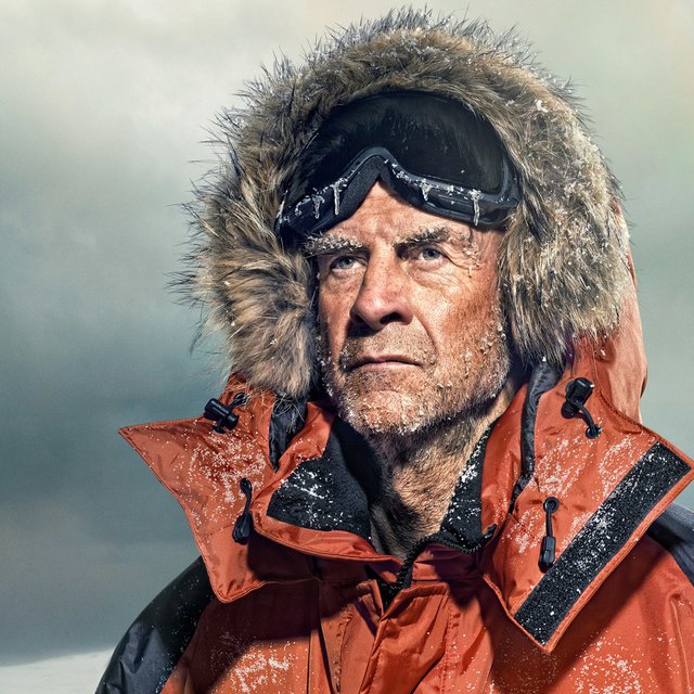 Два полюса, поросенок и боязнь высоты. История величайшего из ныне живущих путешественников