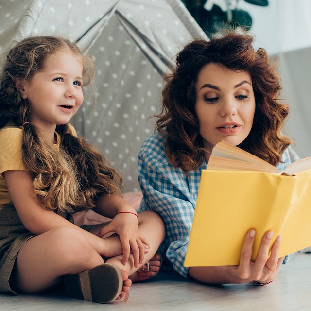 10 новых книг для самых младших: динозавры, мышки и даже вариации на тему муми-троллей