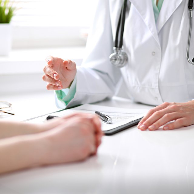 Может ли подросток обратиться к врачу без родителей и сообщат ли им об этом