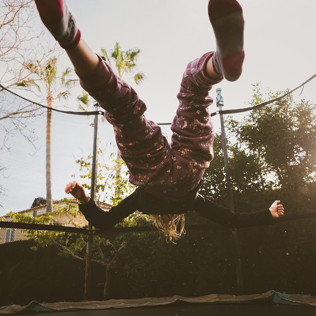 Опасны ли прыжки на батуте или нет?