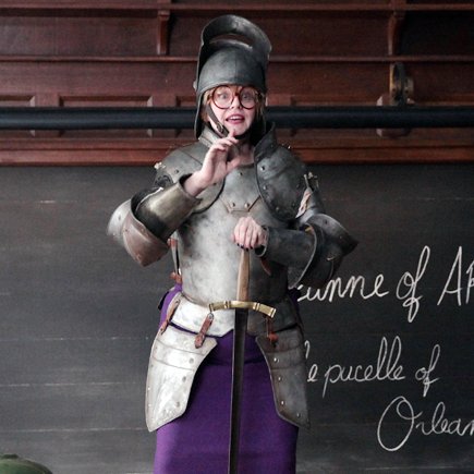 Почему развлекать ученика не зазорно для учителя