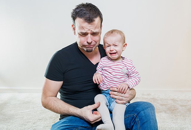 Почему молодые отцы редко берут декретный отпуск (и не только из-за глупых стереотипов)