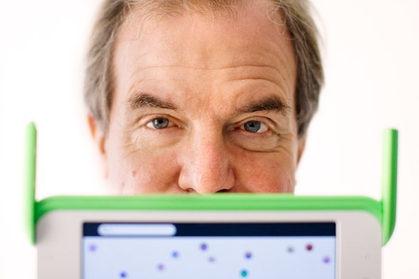 Фото: http://www.metalocus.es/en/news/nicholas-negroponte-barcelona-“eliminating-poverty-ten-years”