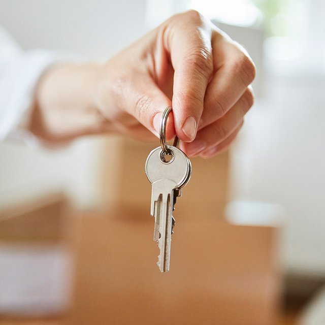 Имеет ли многодетная мать-одиночка право на получение жилья от государства