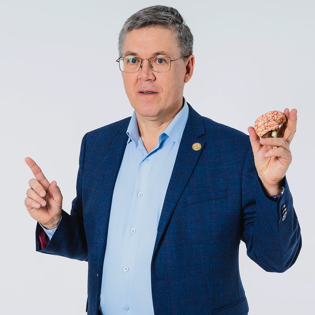 Почему подростковая лень – не то, чем кажется: интервью с профессором Вячеславом Дубыниным