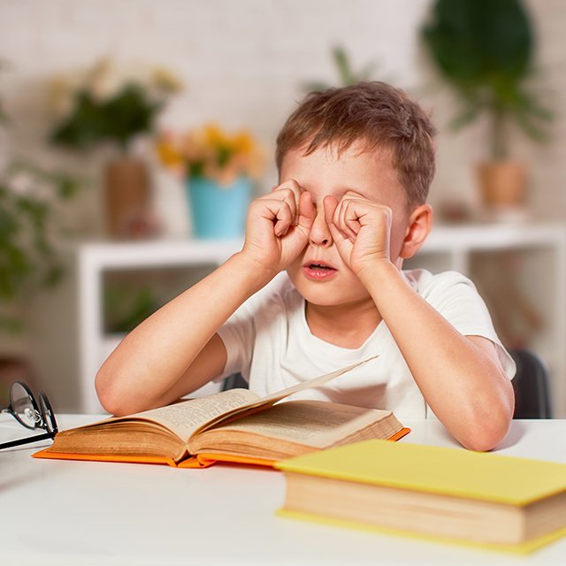 Дислексия, дисграфия, дискалькулия: что такое трудности в обучении и почему об этом важно знать