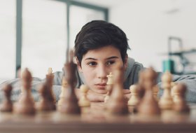 Обложка Большие слёзы шахмат в школе: как мы запутались в целях и средствах