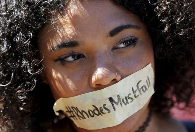 Почетный работник Оксфорда сравнил студентов с ИГИЛ