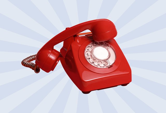 Нормально ли игнорировать звонки от родственников? Отвечает Уставший Миллениал