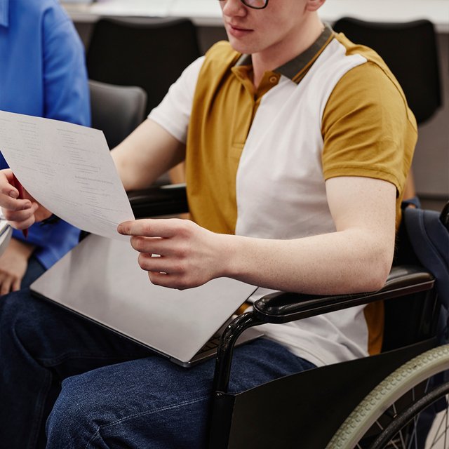 У меня — инвалидность. Могу ли я поступить в вуз без вступительных испытаний