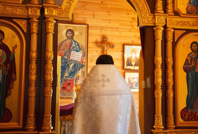 В школе требуют подписать согласие на посещение ребенком православных храмов. Что делать, если я против?