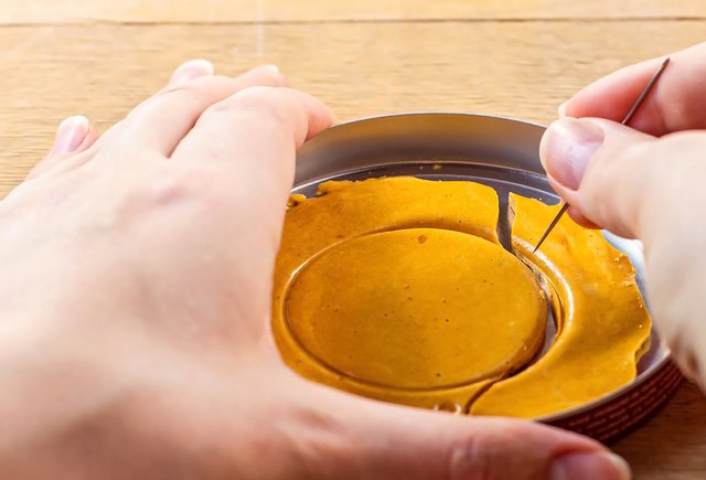 18 рецептов домашних сладостей: от тех самых вафельных трубочек до печенья из «Игры в кальмара»