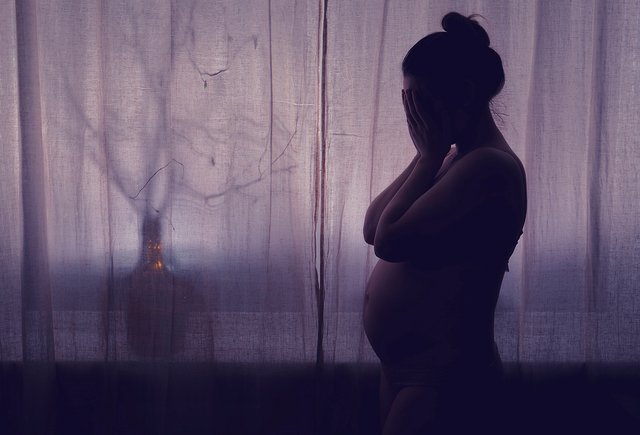 Антидепрессанты во время беременности: можно ли их принимать и какие есть риски