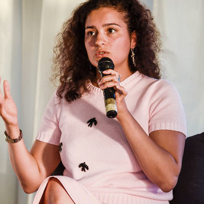 "Если летом ребёнок подтягивает школьные хвосты — виновата школа"