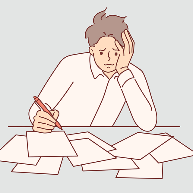 Ребенок хочет пересдать ЕГЭ по русскому, но в день пересдачи он будет в другом городе поступать в вуз: что можно сделать?