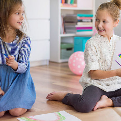 Почему нельзя помогать
детям с творческими заданиями