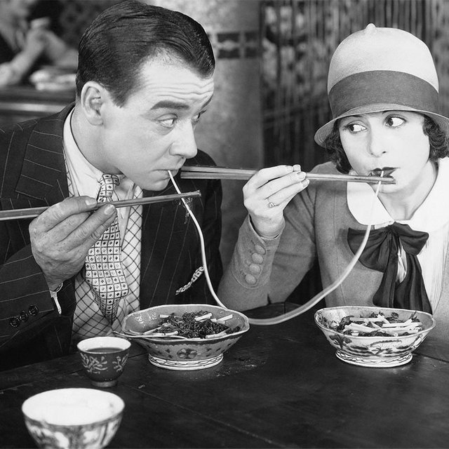 «Не критикуйте свое и чужие тела». Как мы влияем на то, что хотят (или не хотят) есть наши дети