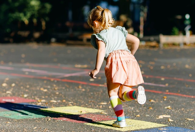 10 игр на асфальте с мелками: и это не только классики