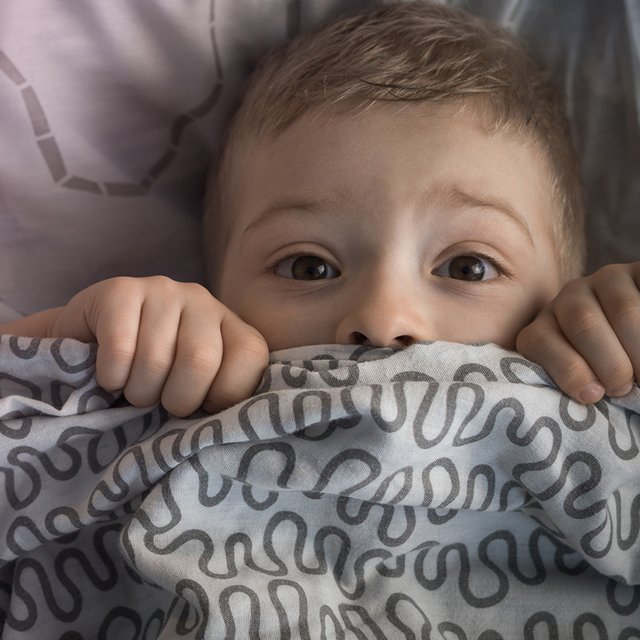 Няня запугивает детей мифами и страшилками. Что делать?